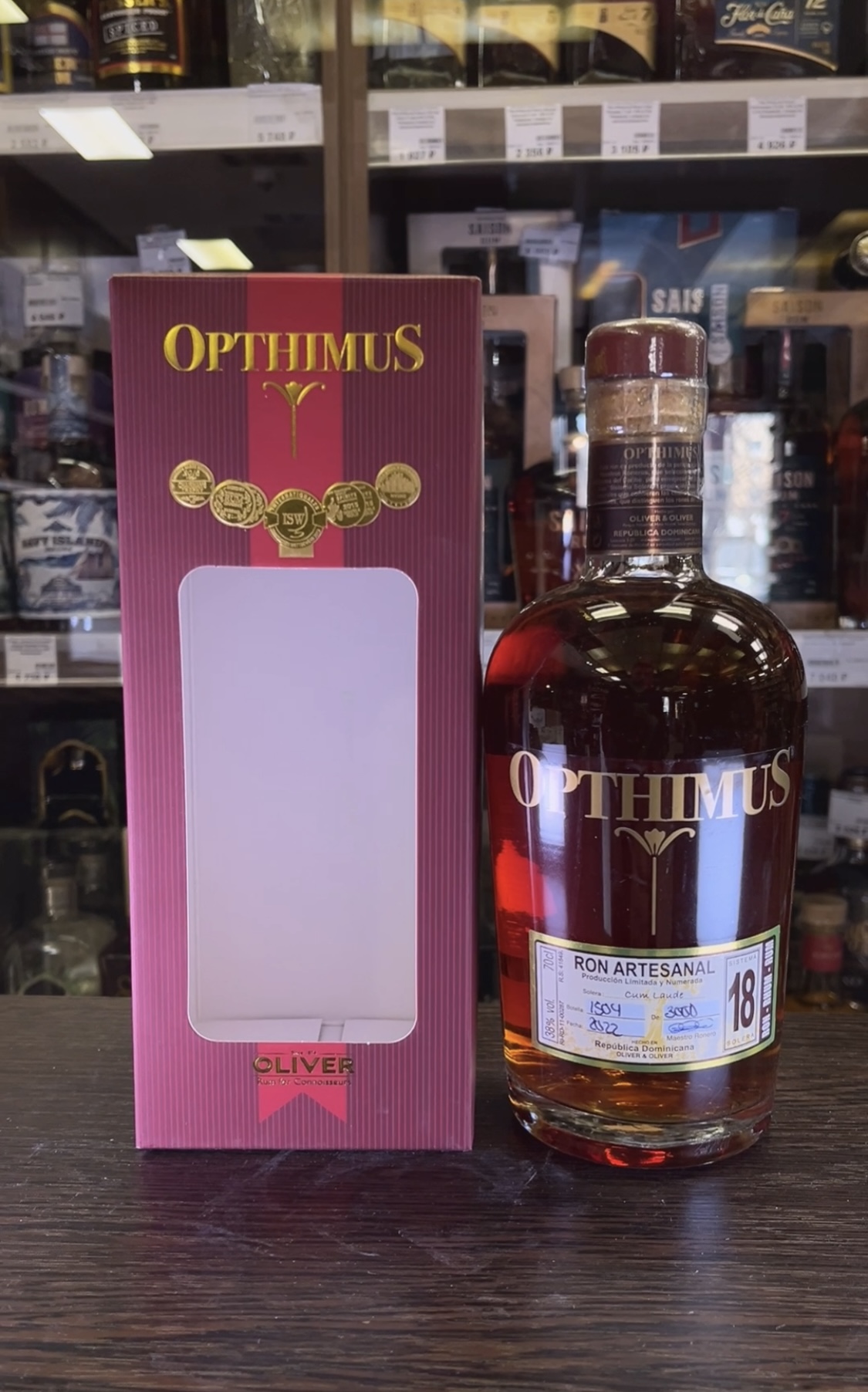 Opthimus 18 years Ром Оптимус Оливер 18 лет 0.7л в подарочной упаковке