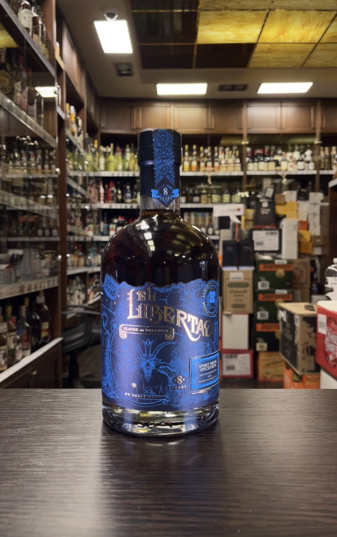 El Libertad Flavor of Darkness Dark Oak Spiced 8 Years Old Ром Эль Либертад Аромат Тьмы Тёмный Дуб Пряный 8 лет 0.7л