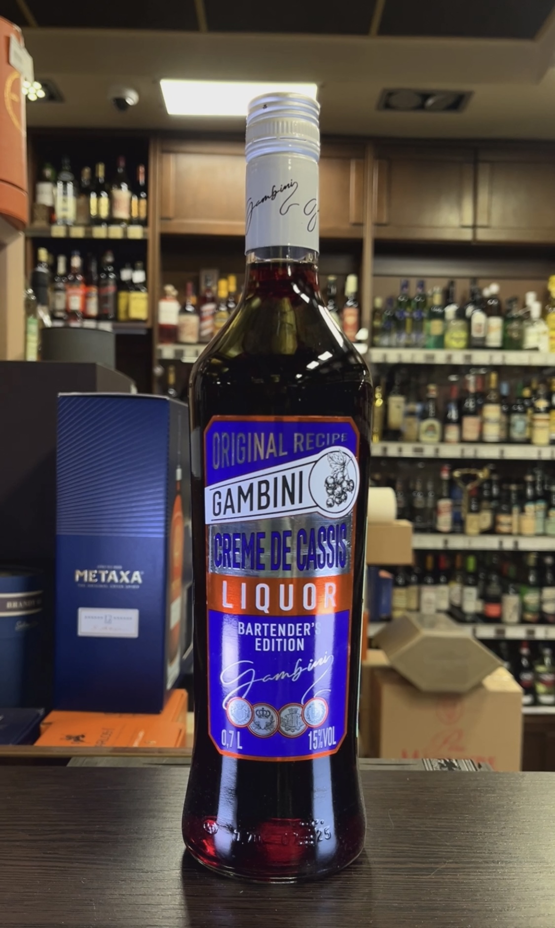 Gambini Creme de Cassis Ликер Гамбини Крем Де Кассис 0.7л