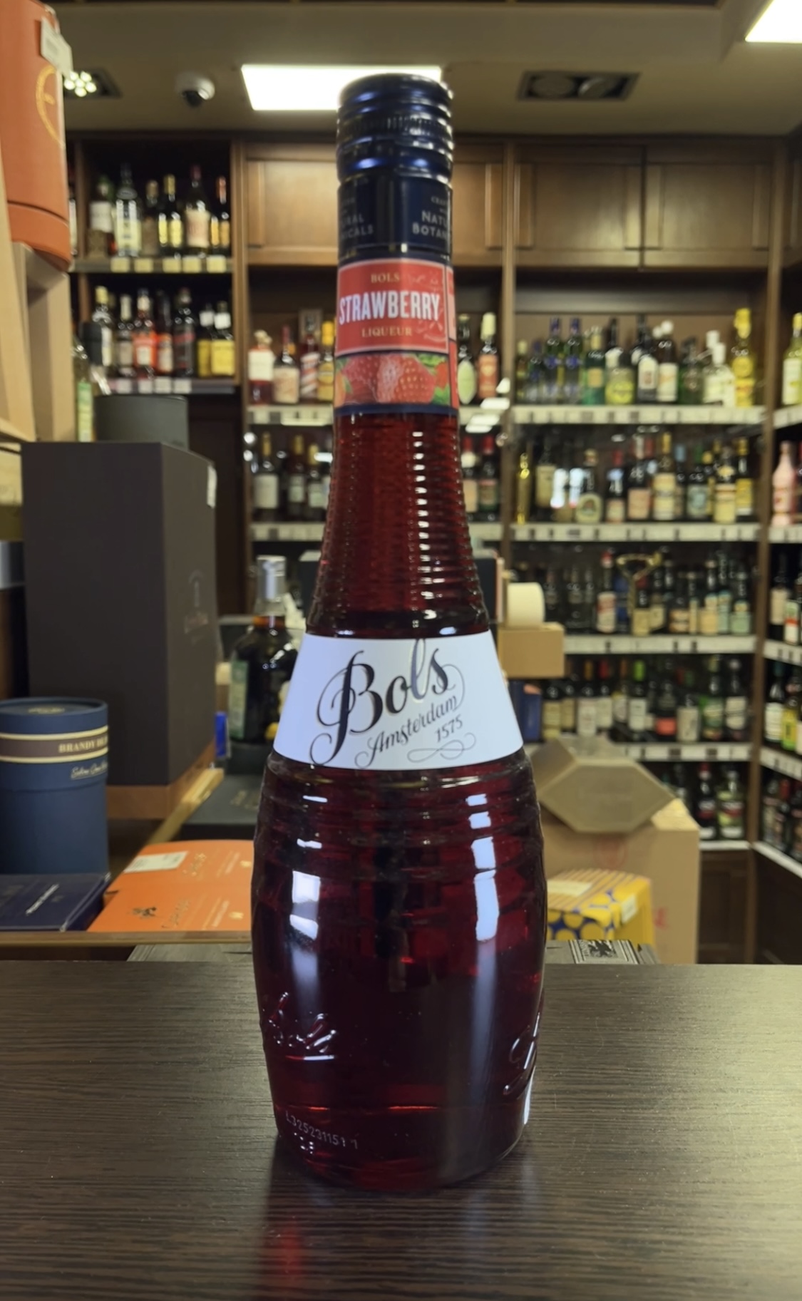 Bols Strawberry Ликер Болс Клубника 0.7л