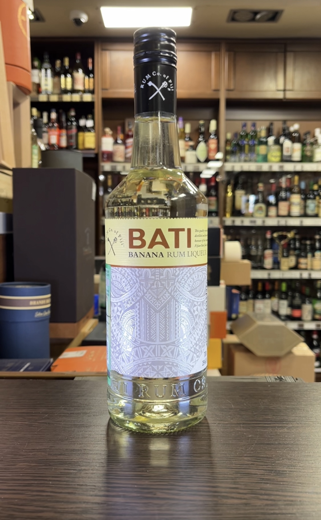 Bati Banana Rum Ликёр Бати Банановый Ром 0.7л