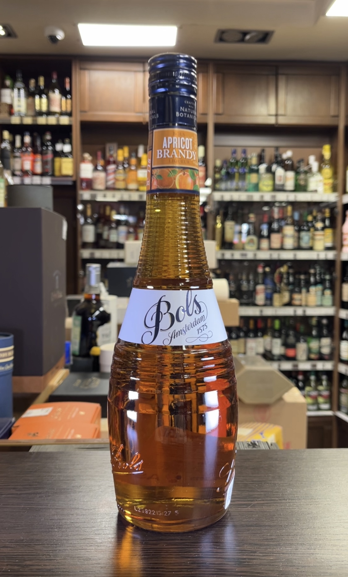 Ликер Bols Apricot Brandy Ликер Болс Абрикос Бренди