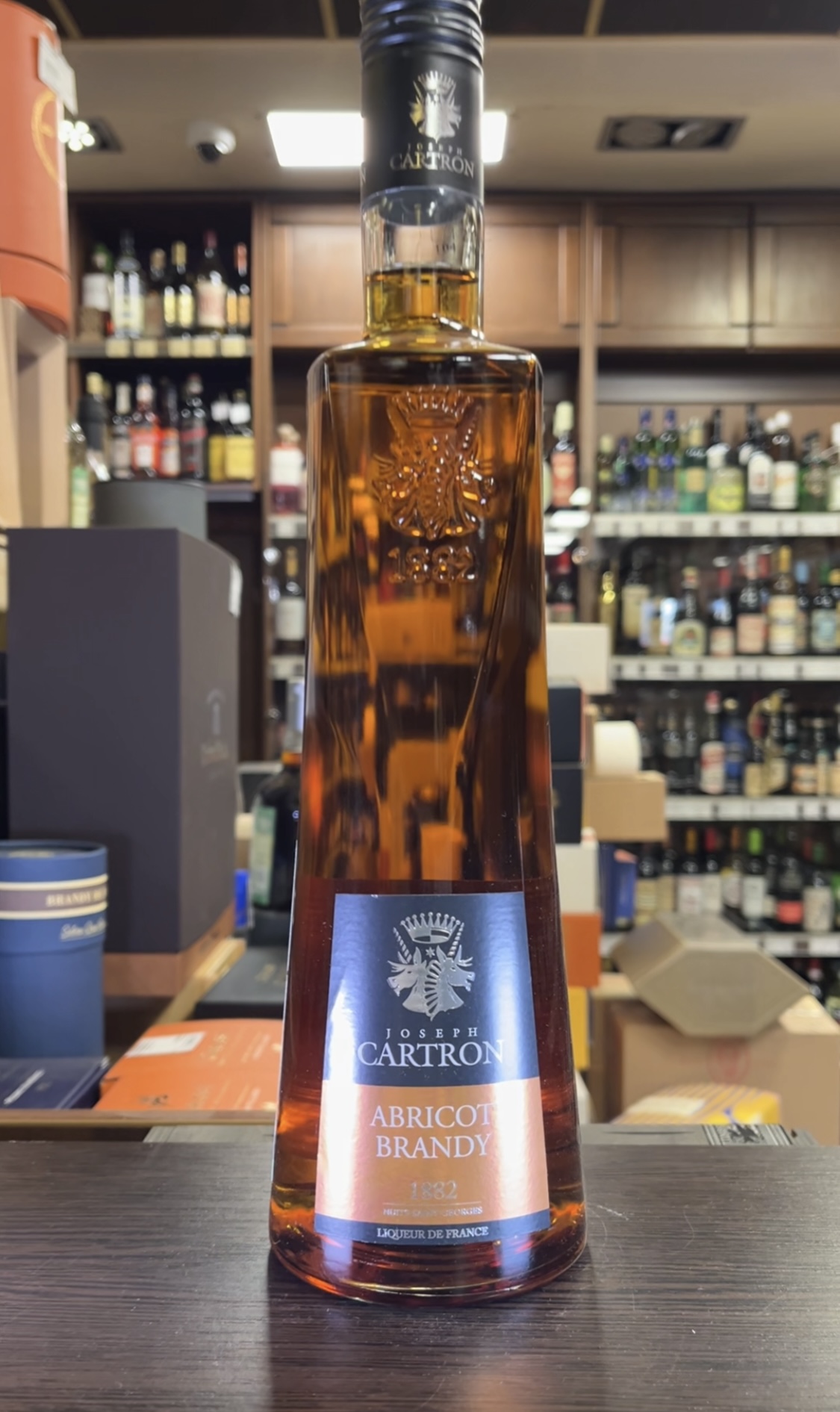 Liqueur Joseph Cartron Abricot Brandy Ликер Априко Бренди 0.7л