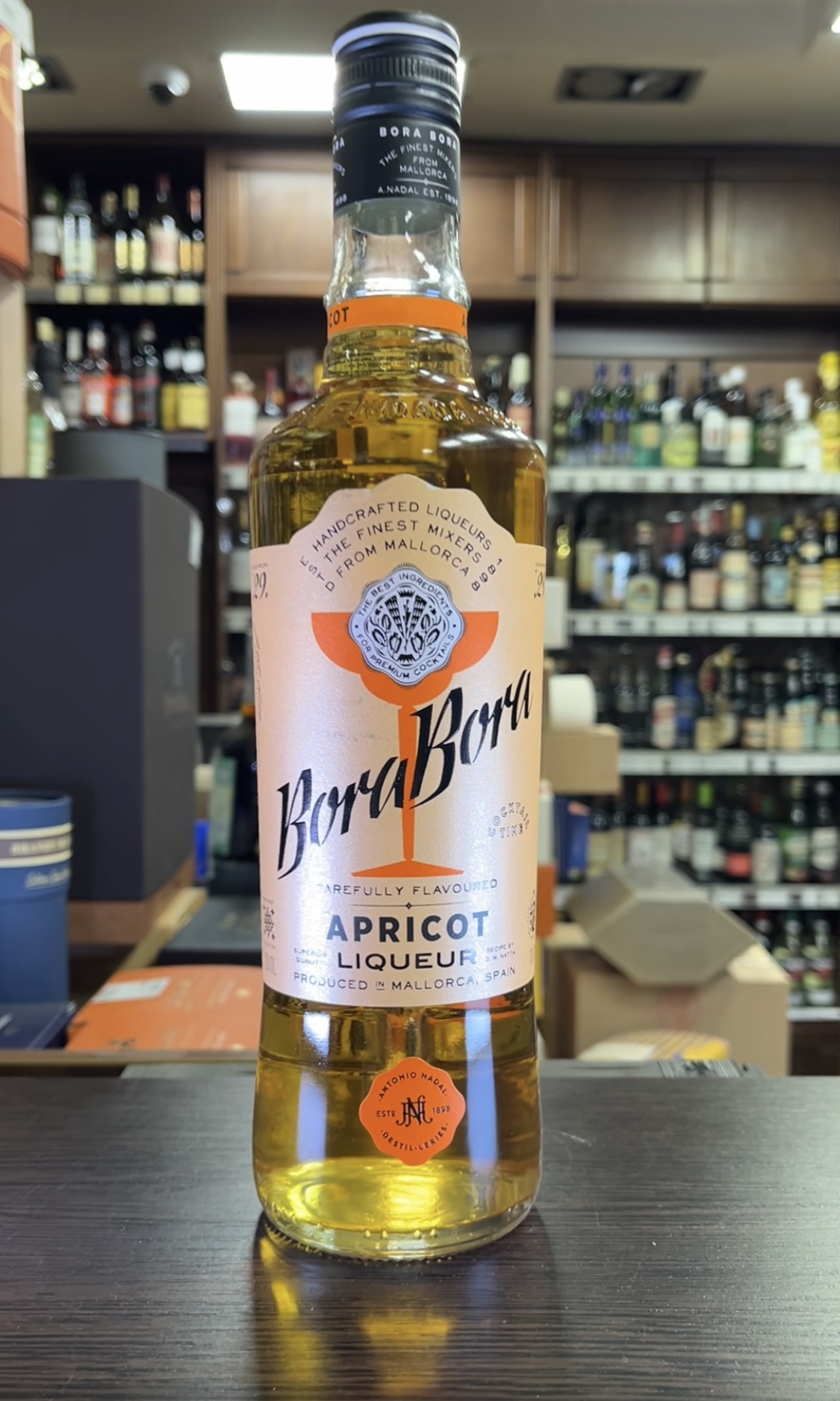 Bora Bora Apricot Ликер Бора Бора Абрикос 0.7л