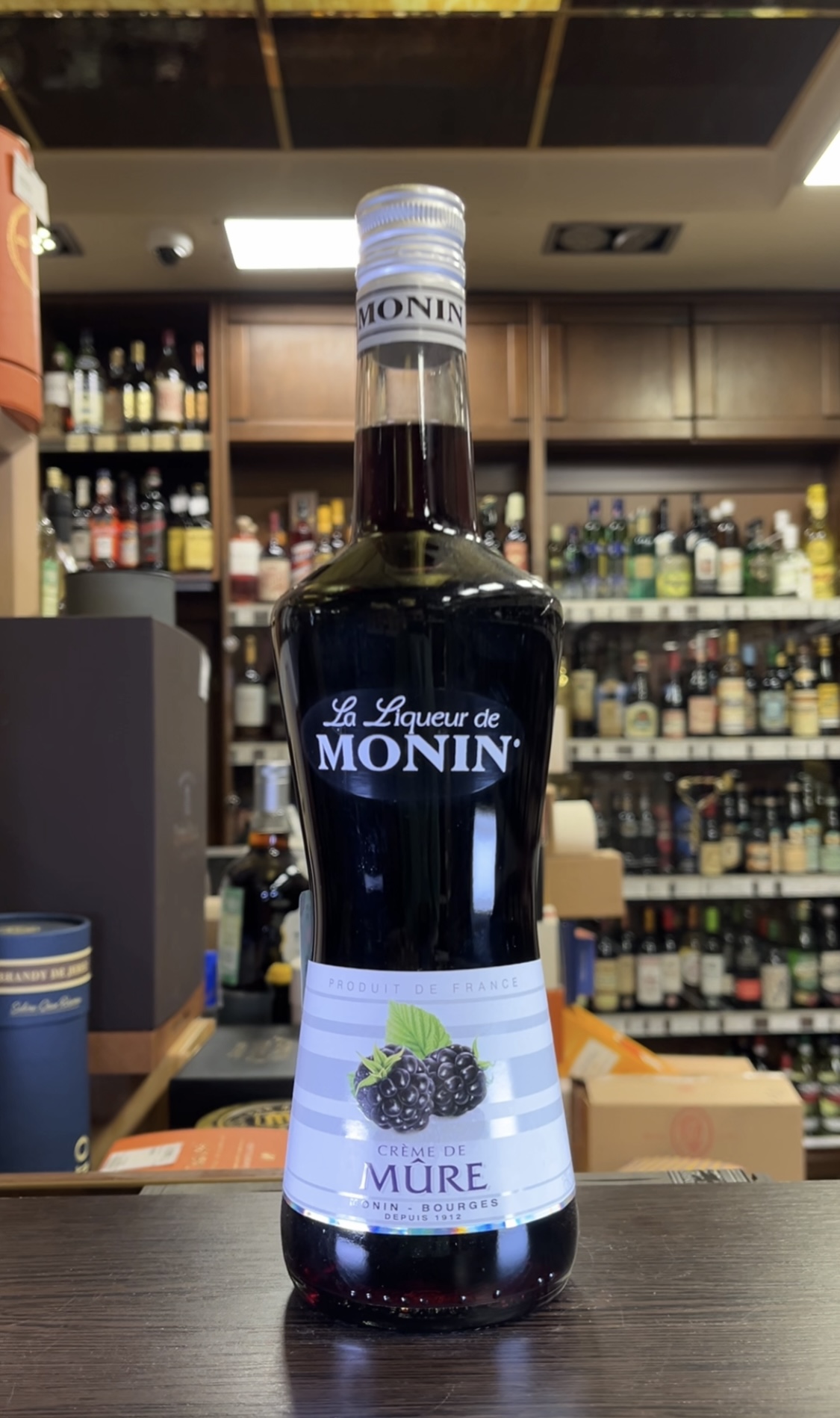 Monin Liqueur Creme de Mure Ликер Монин Ежевичный Джорж 0.7л