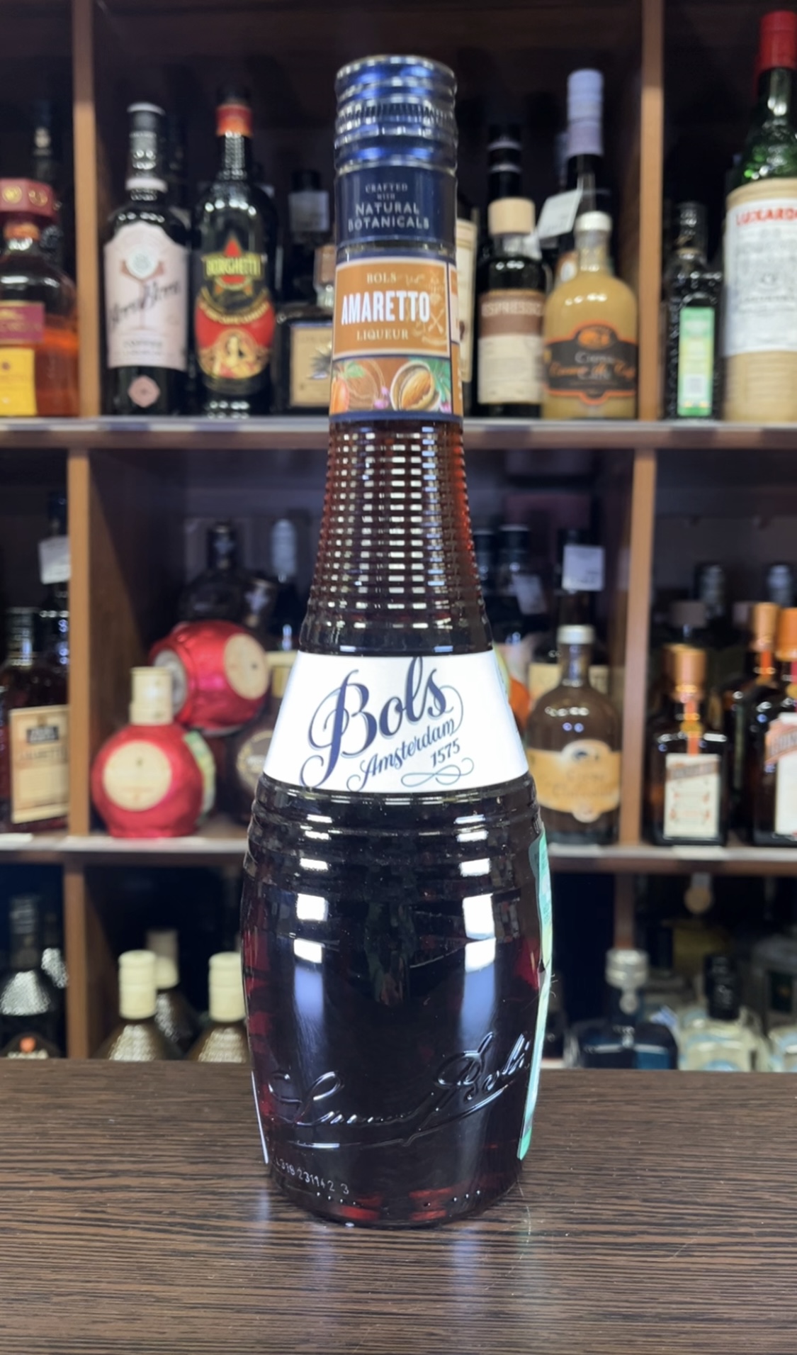 Ликер Bols Amaretto Ликер Болс Амаретто