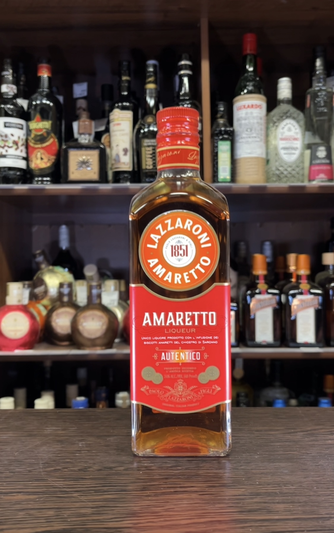 Lazzaroni Amaretto Ликер Лаззарони Амаретто 0.7л