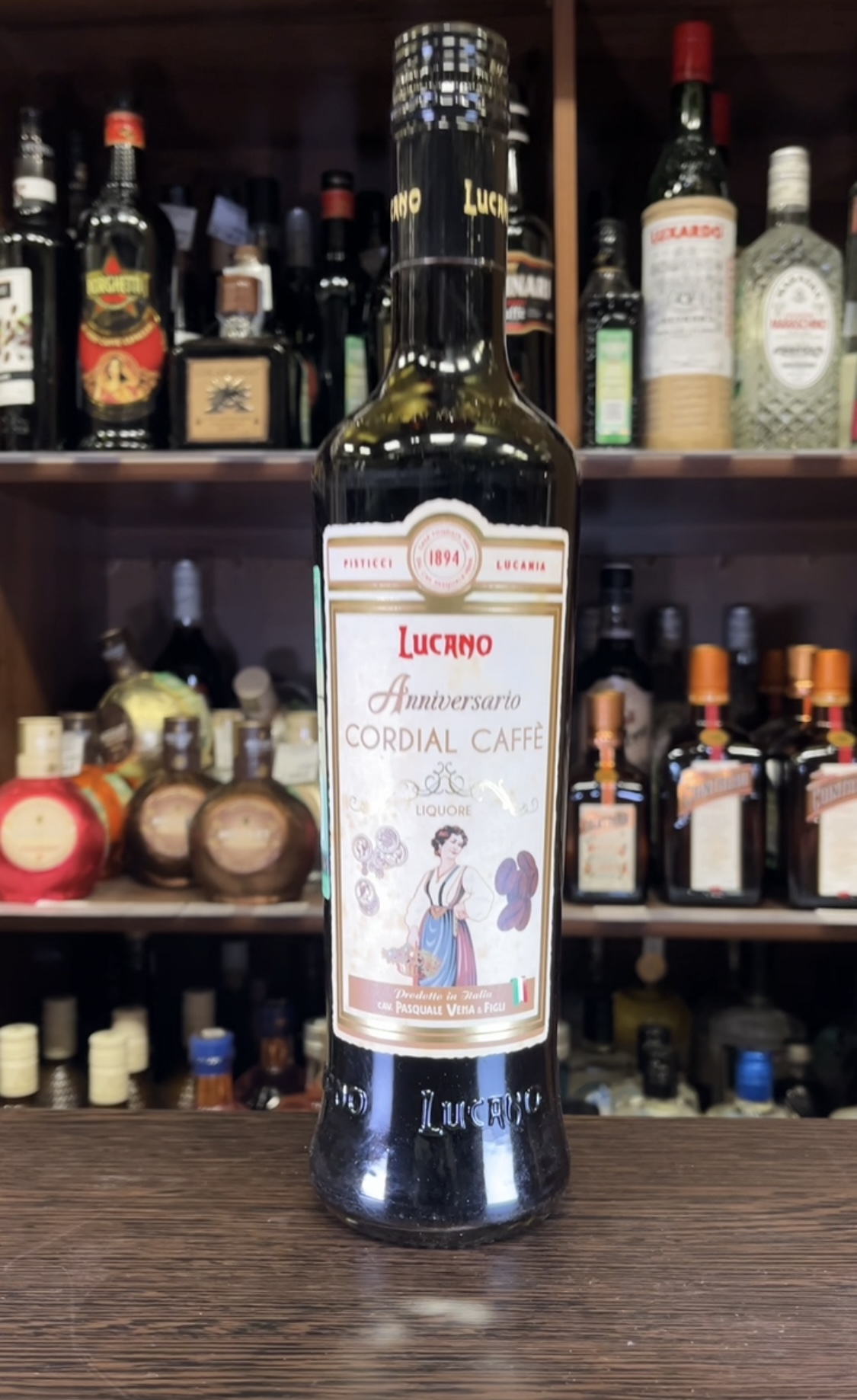 Lucano Cordial Caffe Ликер Лукано Кордиаль Каффе 0.7л