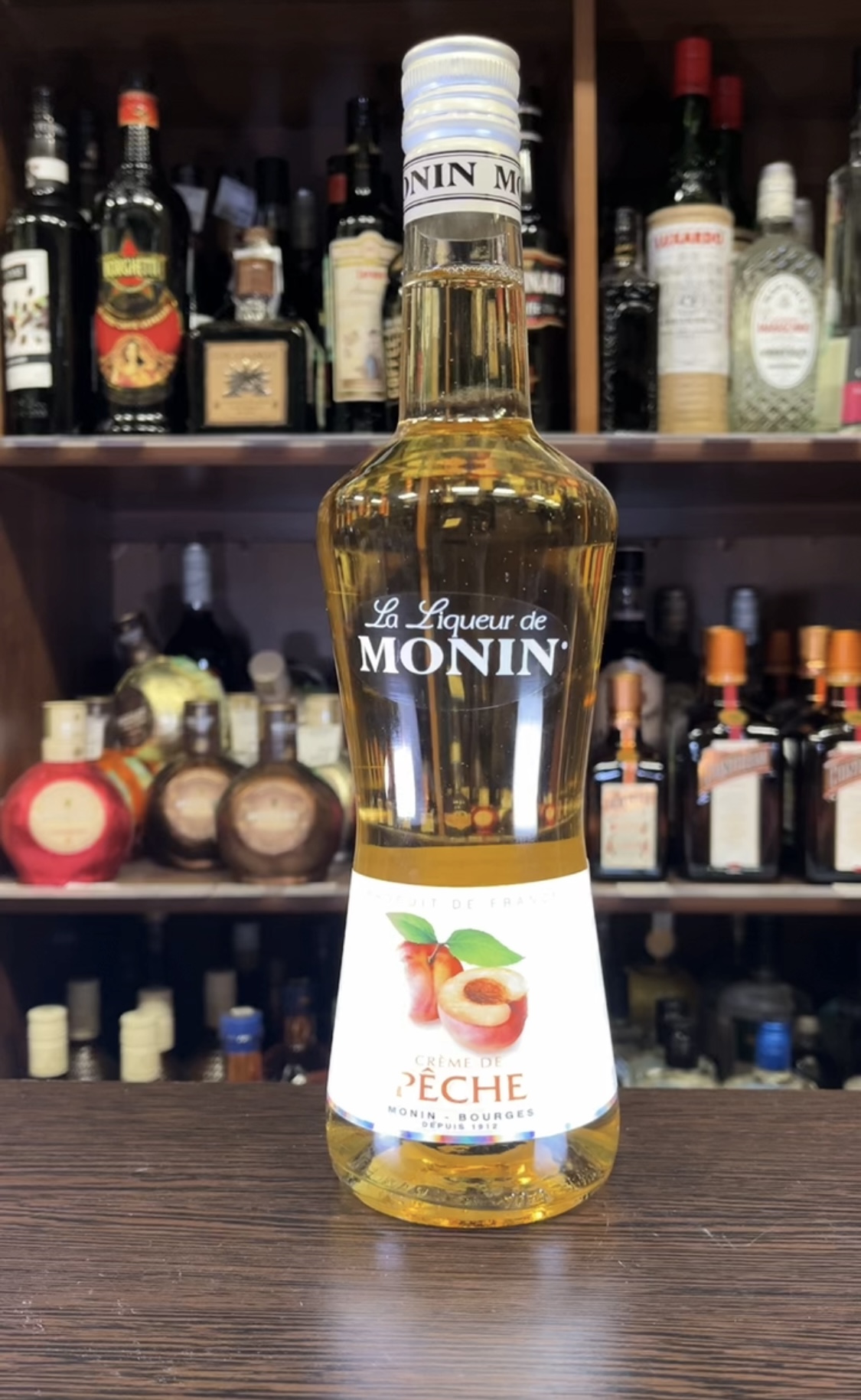Monin Liqueur Creme de Peche Ликер Монин Персиковый Джорж 0.7л