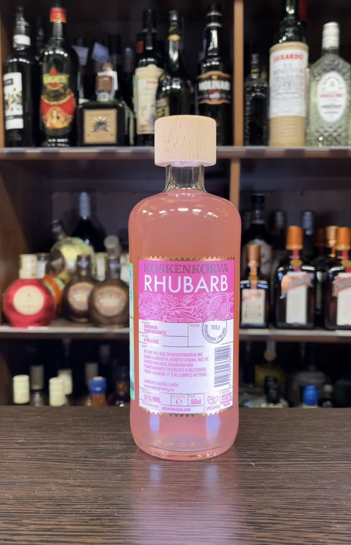 Koskenkorva Rhubarb Pomegranate Ликёр Коскенкорва Ревеня и Гранат 0.5л