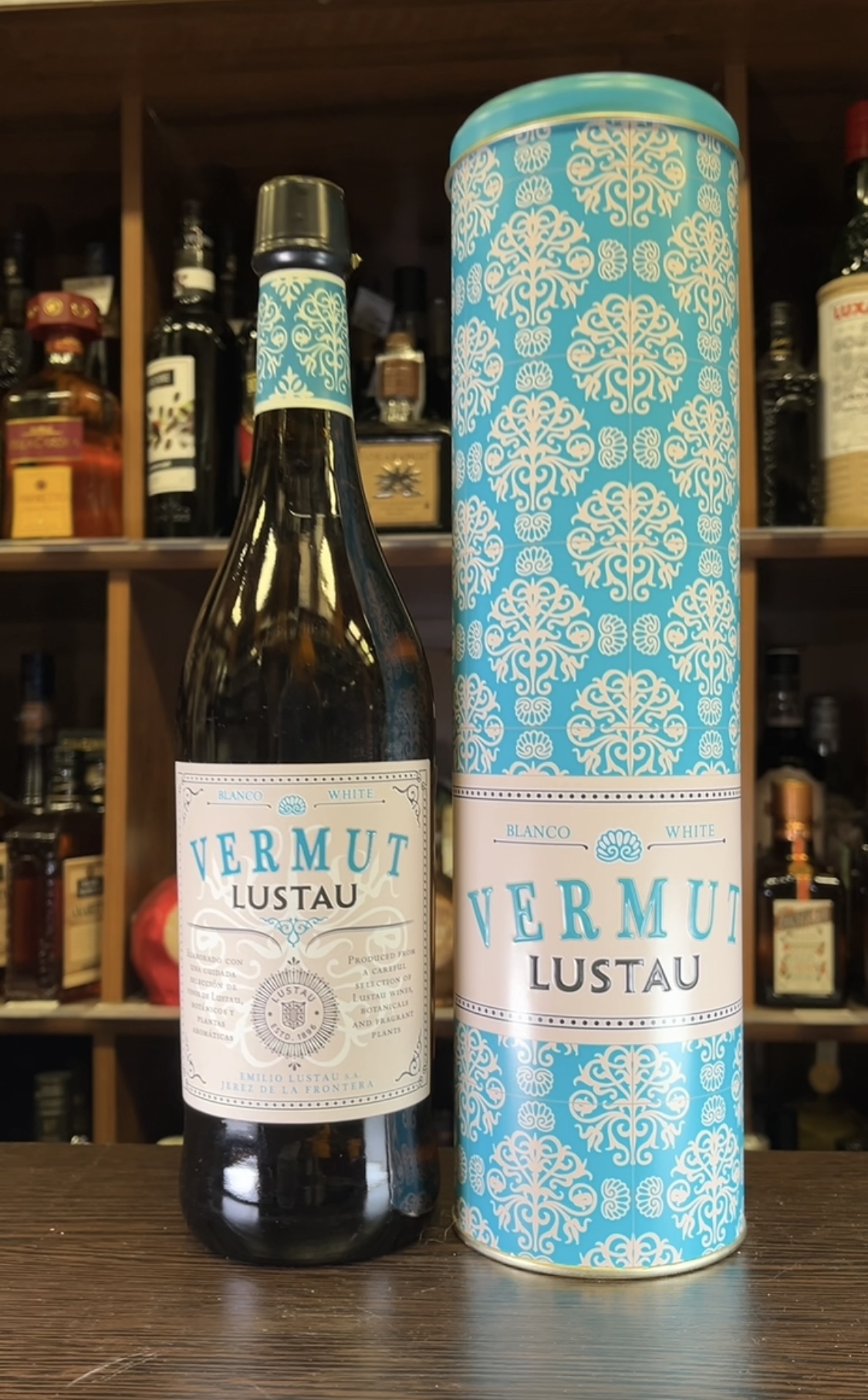 Lustau Vermut Blanco Вермут Люстау Бланко 0.75л в подарочной тубе