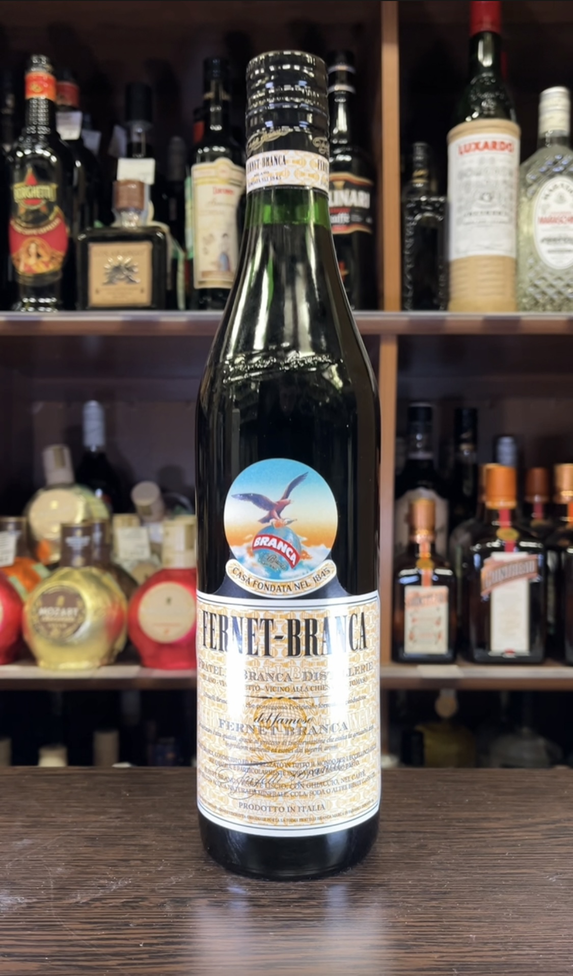 Fernet Branca Ликер Фернет Бранка 0.7л