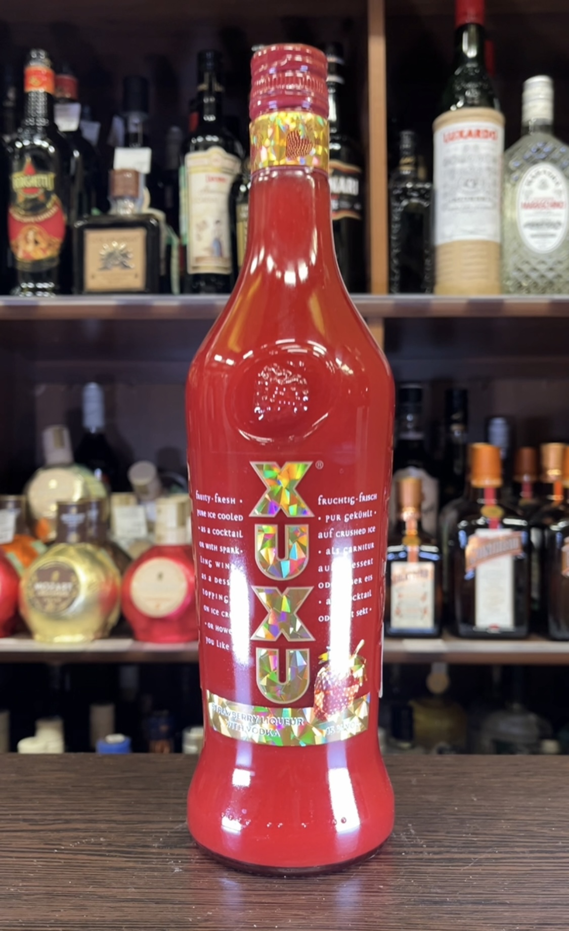 Ликер Xu-xu Strawberry & Vodka Ликер Ксуксу клубничный  с водкой