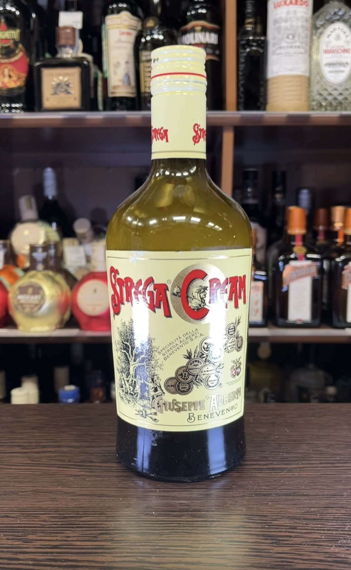 Strega Cream Ликер Стрэга Крем 0.7л