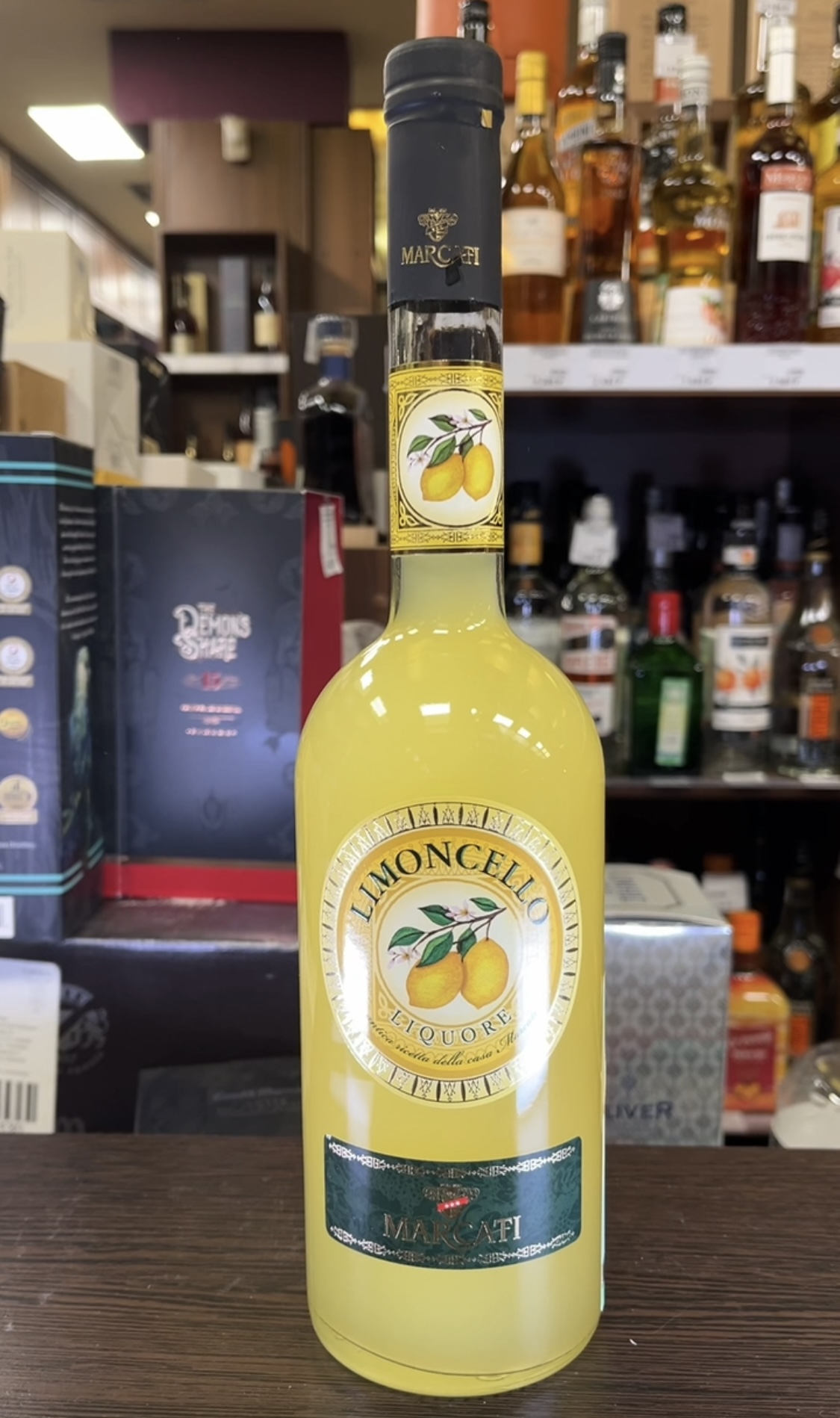 Marcati Limoncello Ликер Маркати Лимончелло 0.7л