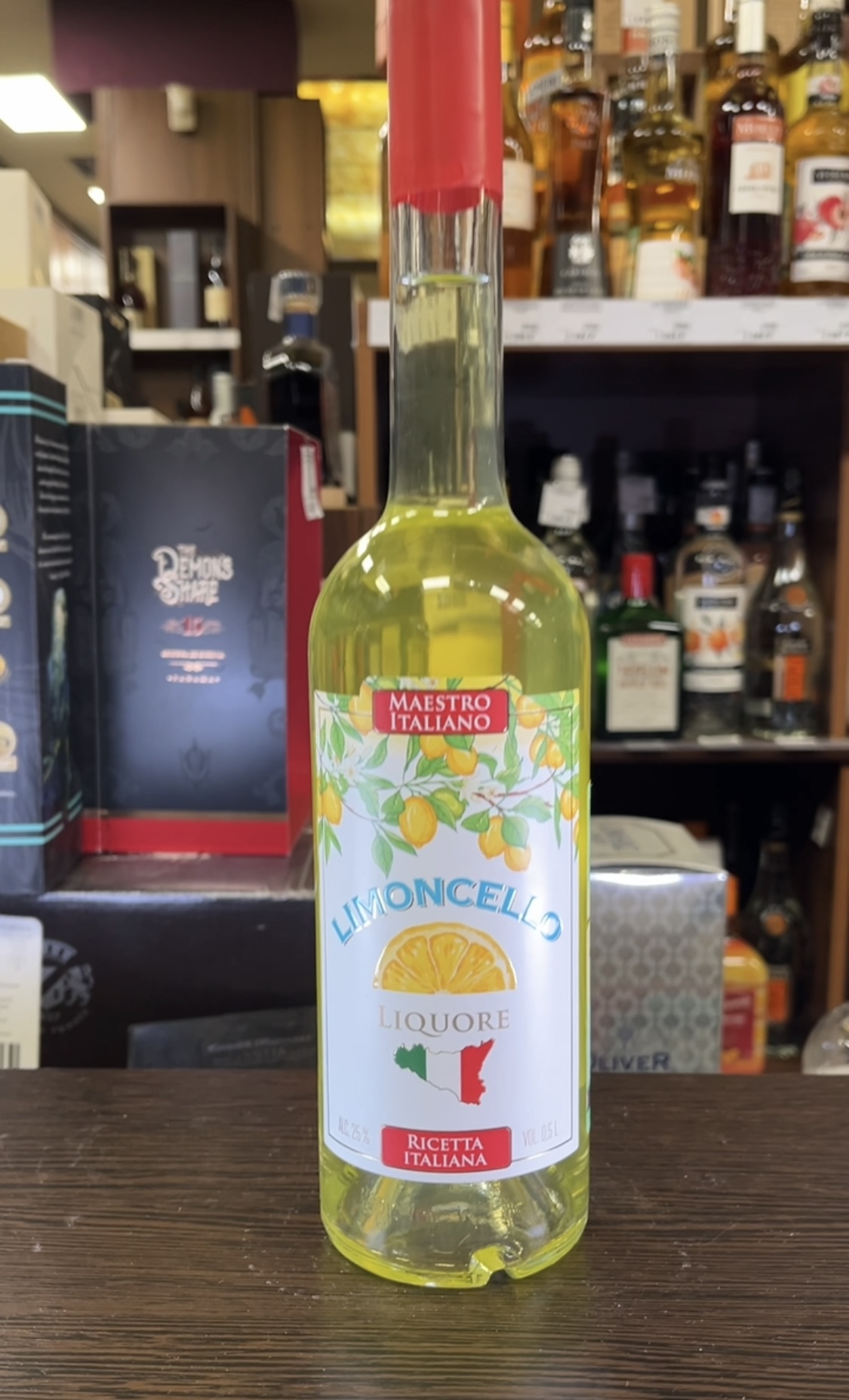 Maestro Italiano Limoncello Ликер Маэстро Италиано Лимончелло 0.5л