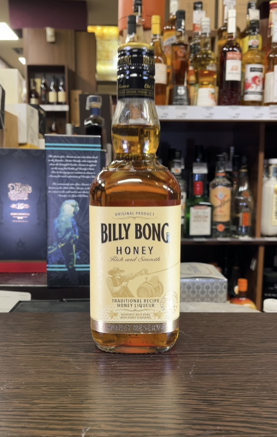 Billy Bong Honey Ликёр Билли Бонг Хани медовый 0.7л