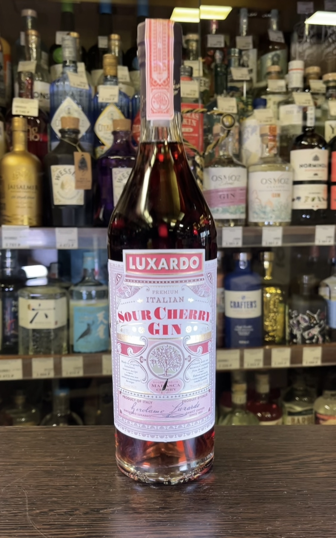 Luxardo Sour Cherry Gin Джин Люксардо Сауэр Черри Джин 0.75л