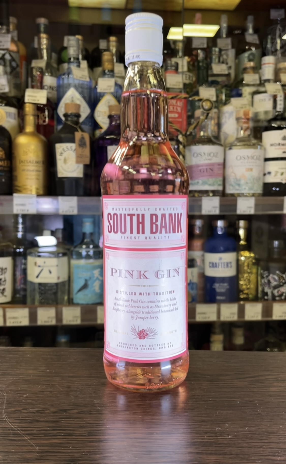 South Bank Pink Gin Джин Саут Бэнк Пинк Джин 0.7л