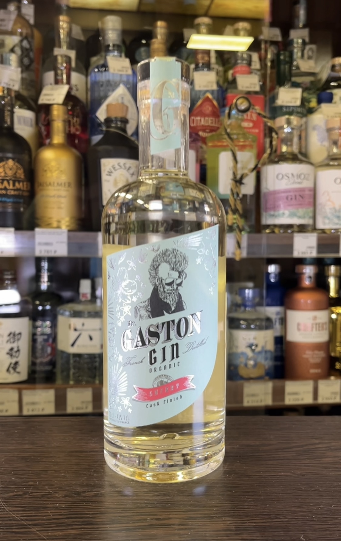 Mr Gaston Gin Organic Sherry Cask Finish Джин Мистер Гастон Органик Шерри Каск Финиш 0.7л