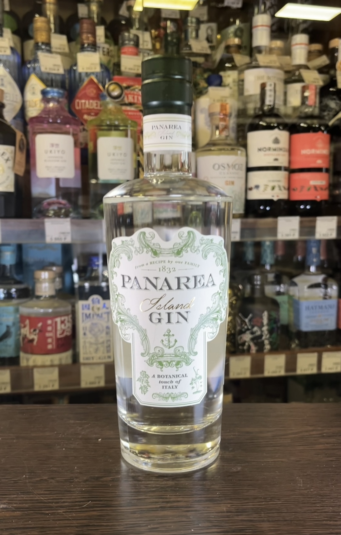 Panarea Island Gin Джин Панареа Айлэнд Джин 0.7л