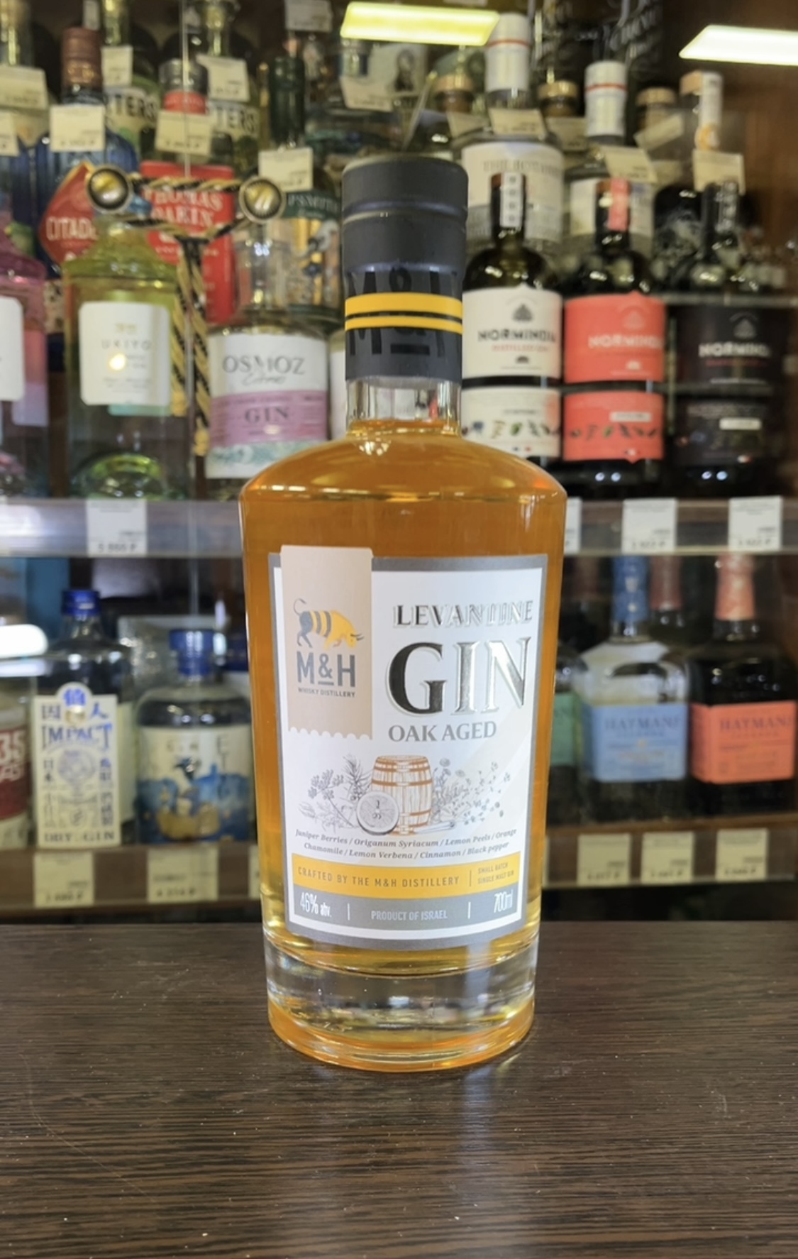 M & H Levantine Single Malt Gin Oak Aged Джин Эм энд Эйч Левантин Сингл Молт Джин Оук Эйджд 0.7л