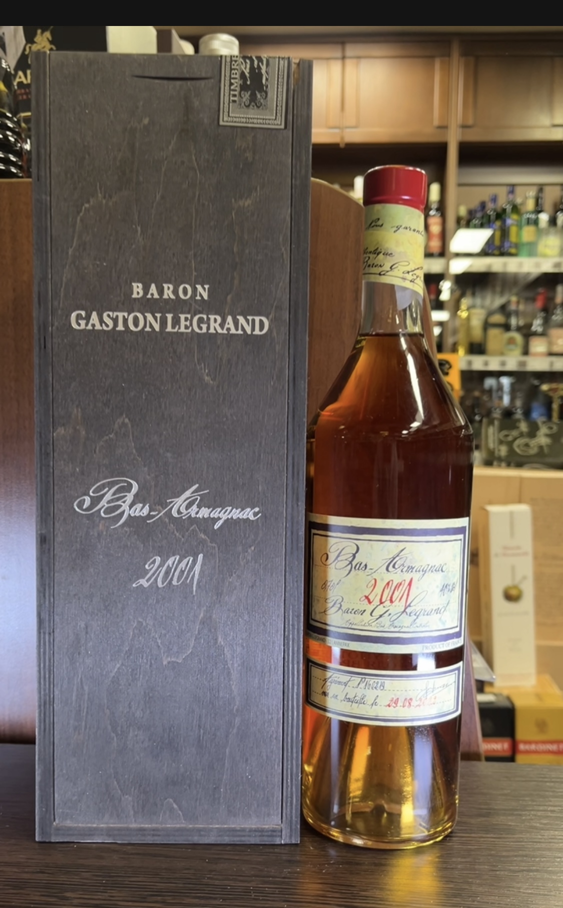 Baron G Legrand 2001 Bas Armagnac Арманьяк Барон Г Легран Ба Арманьяк 2001 года 0.7л в деревянной коробке