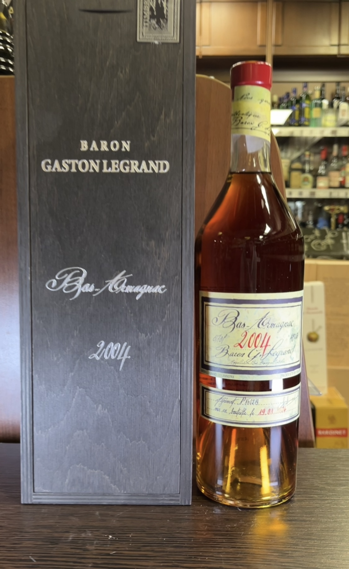 Baron G Legrand Bas Armagnac 2004 Арманьяк Барон Г Легран Ба Арманьяк 2004 года 0.7л в деревянной коробке