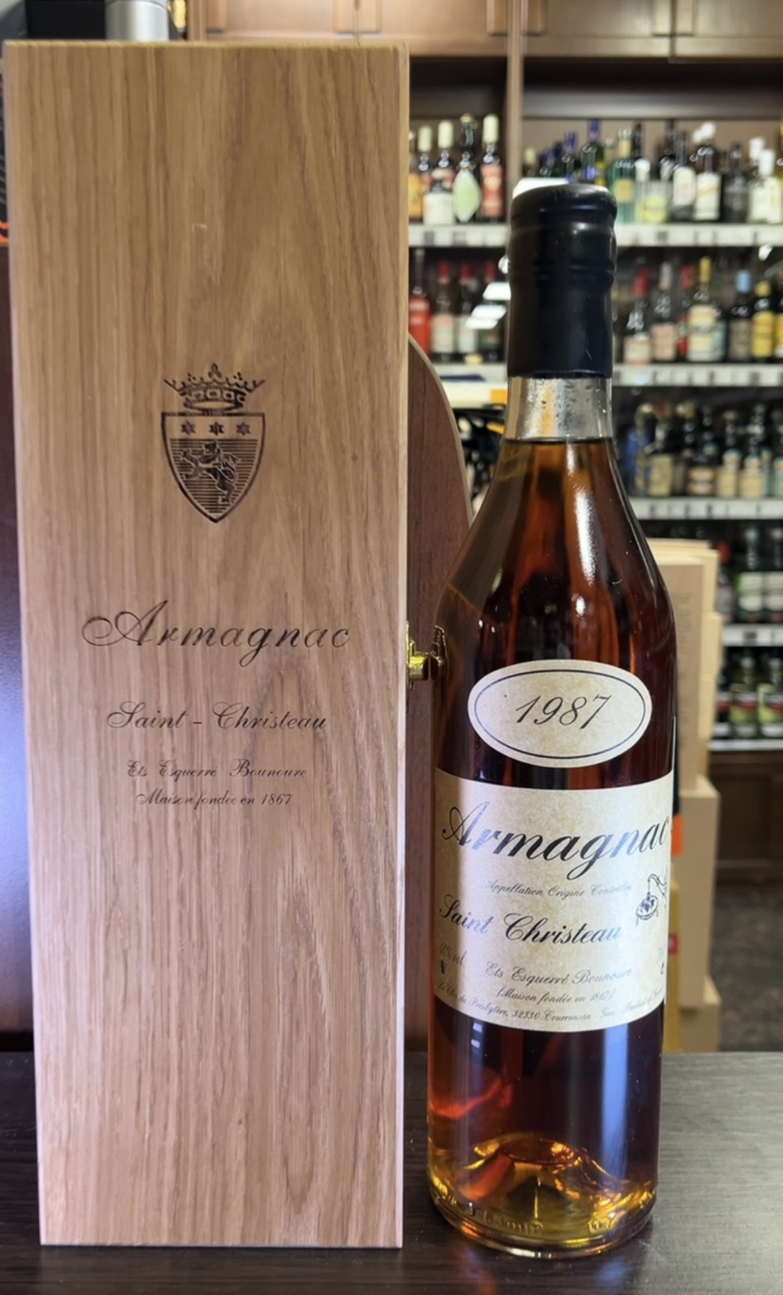 Armagnac Saint Christeau Millesime 1987 years Арманьяк Сент Кристо Миллезимэ 1987 года 0.7л в деревянной упаковке