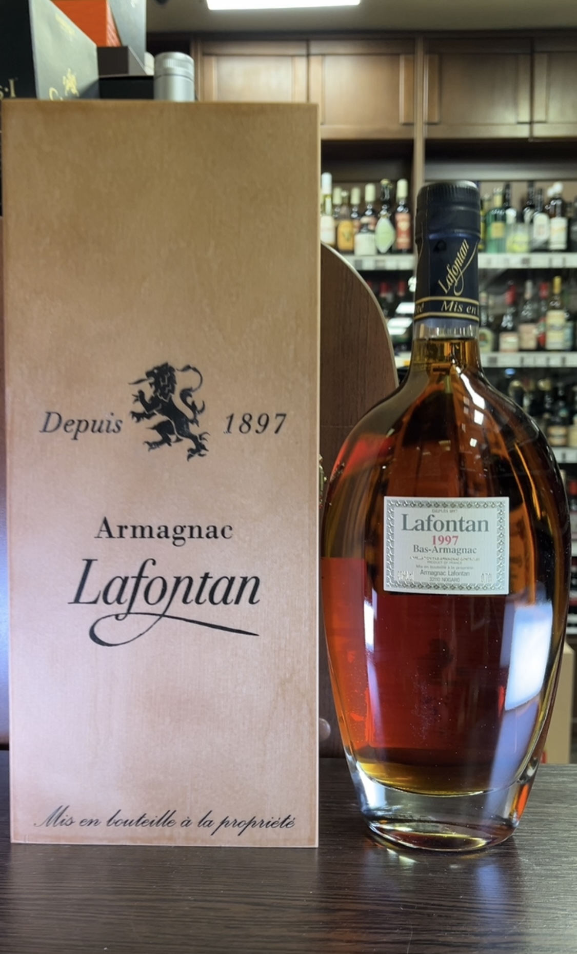 Armagnac Lafontan 1997 years Арманьяк Лафонтан 1997 года 0.7л в деревянной коробке