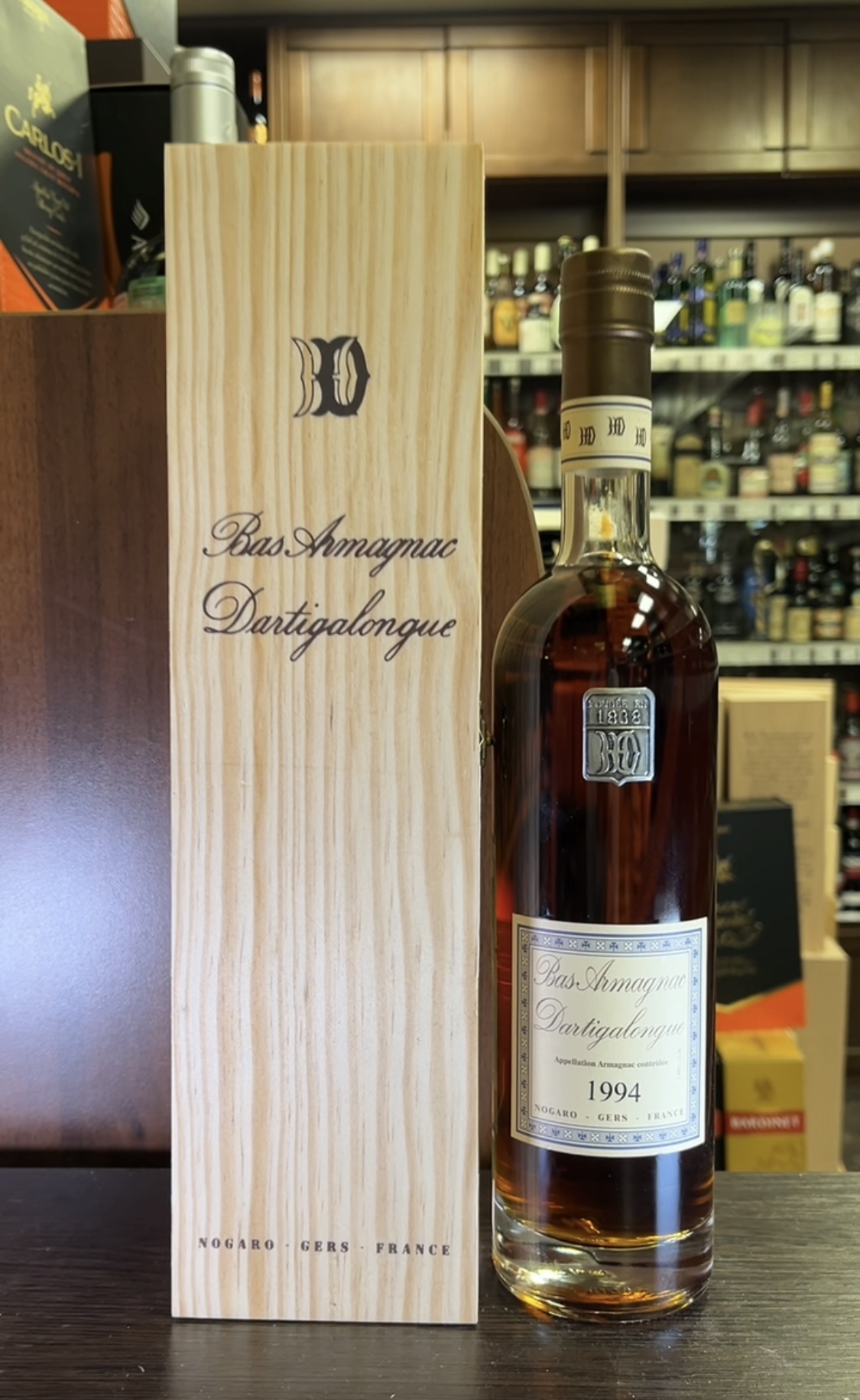 Vintage Bas Armagnac Dartigalongue 1994 years Арманьяк Винтаж Ба Арманьяк Дартигалон 1994 года 0.5л в деревянной упаковке