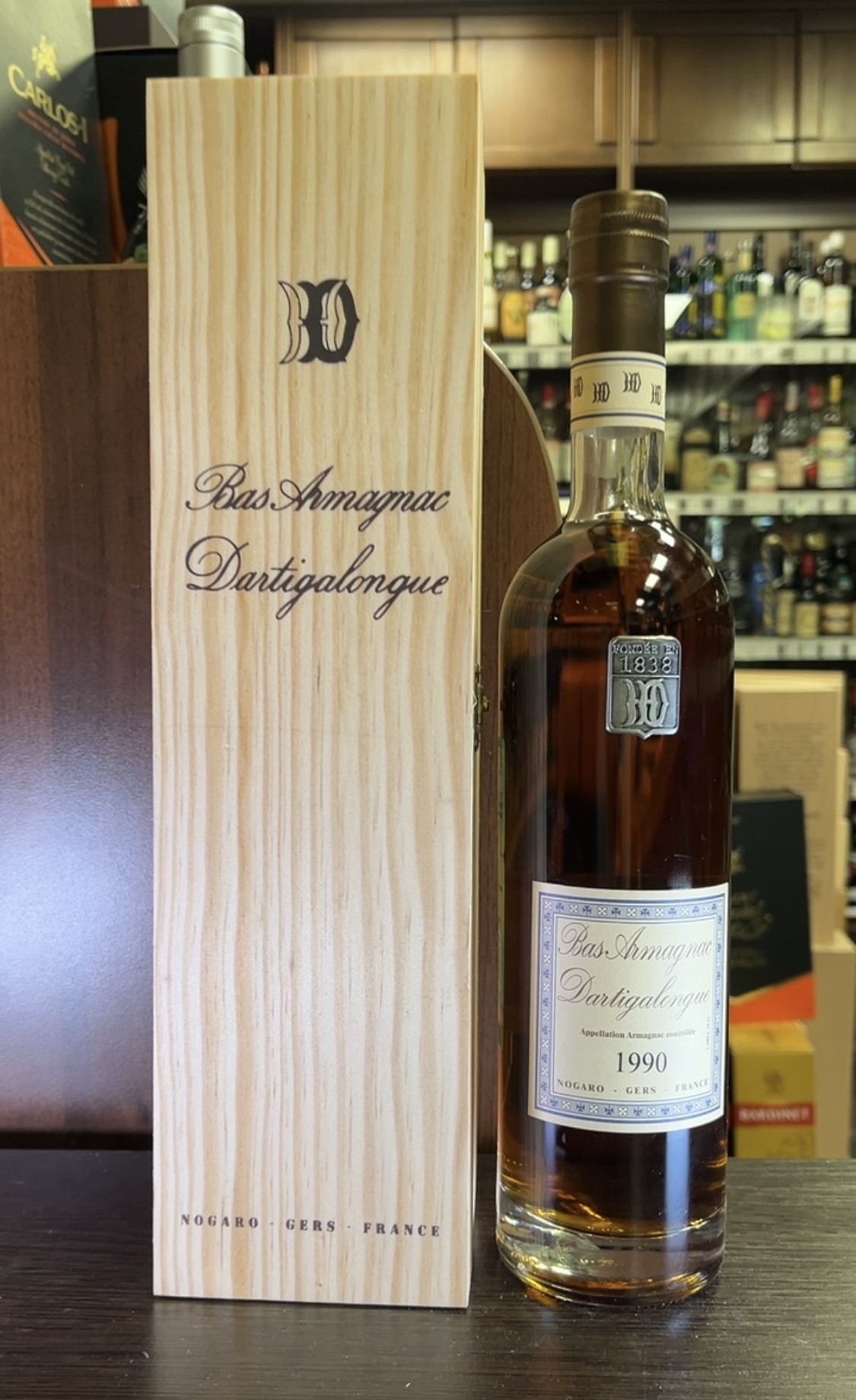 Vintage Bas Armagnac Dartigalongue 1990 years Арманьяк Винтаж Ба Арманьяк Дартигалон 1990 года 0.5л в деревянной упаковке
