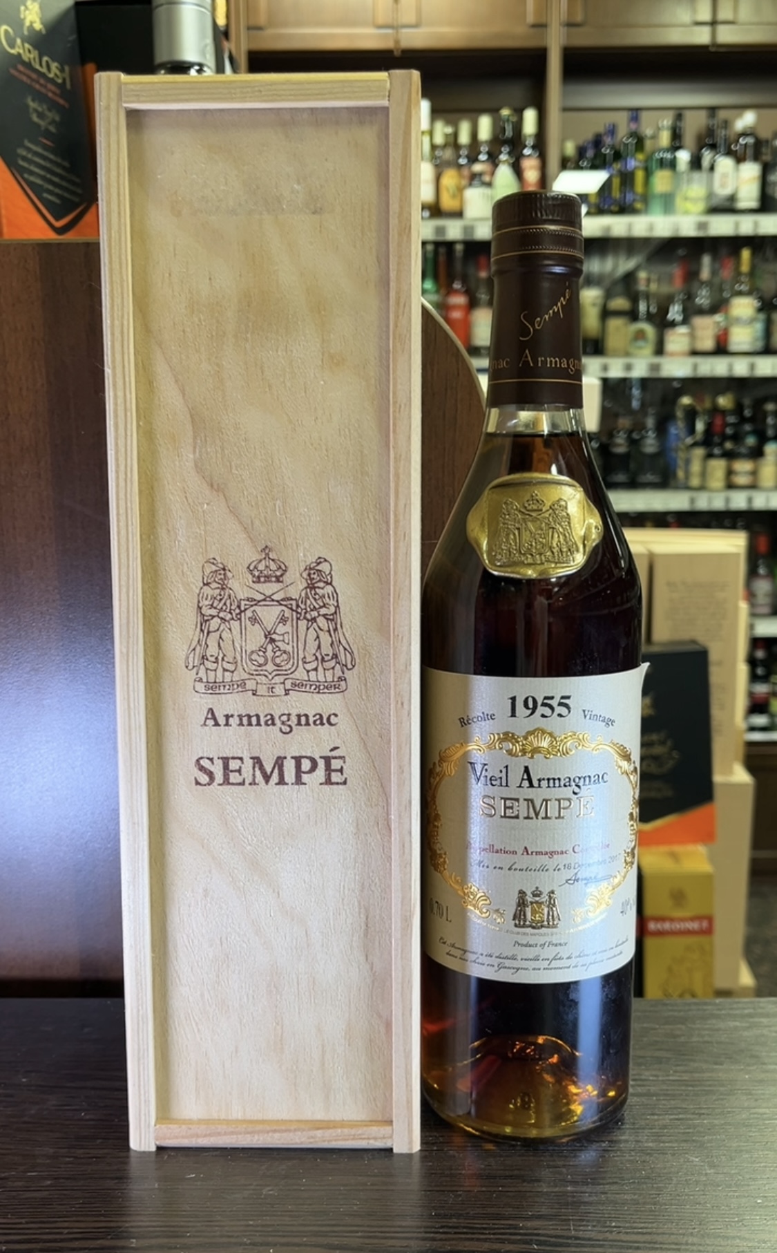 Sempe Vieil 1955 years Арманьяк Семпэ Вьей 1955 года 0.7л в деревянной коробке