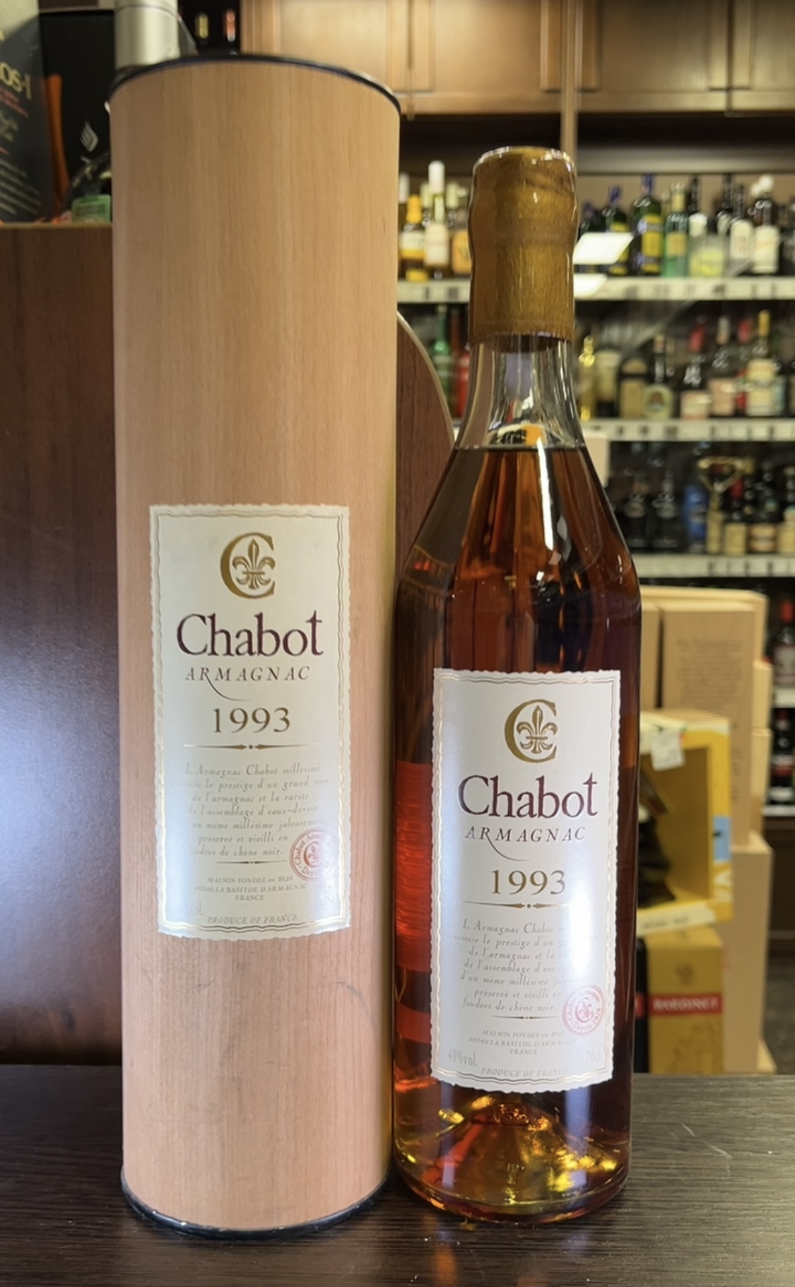 Chabot 1993 years Арманьяк Шабо 1993г 0.7л в подарочной тубе