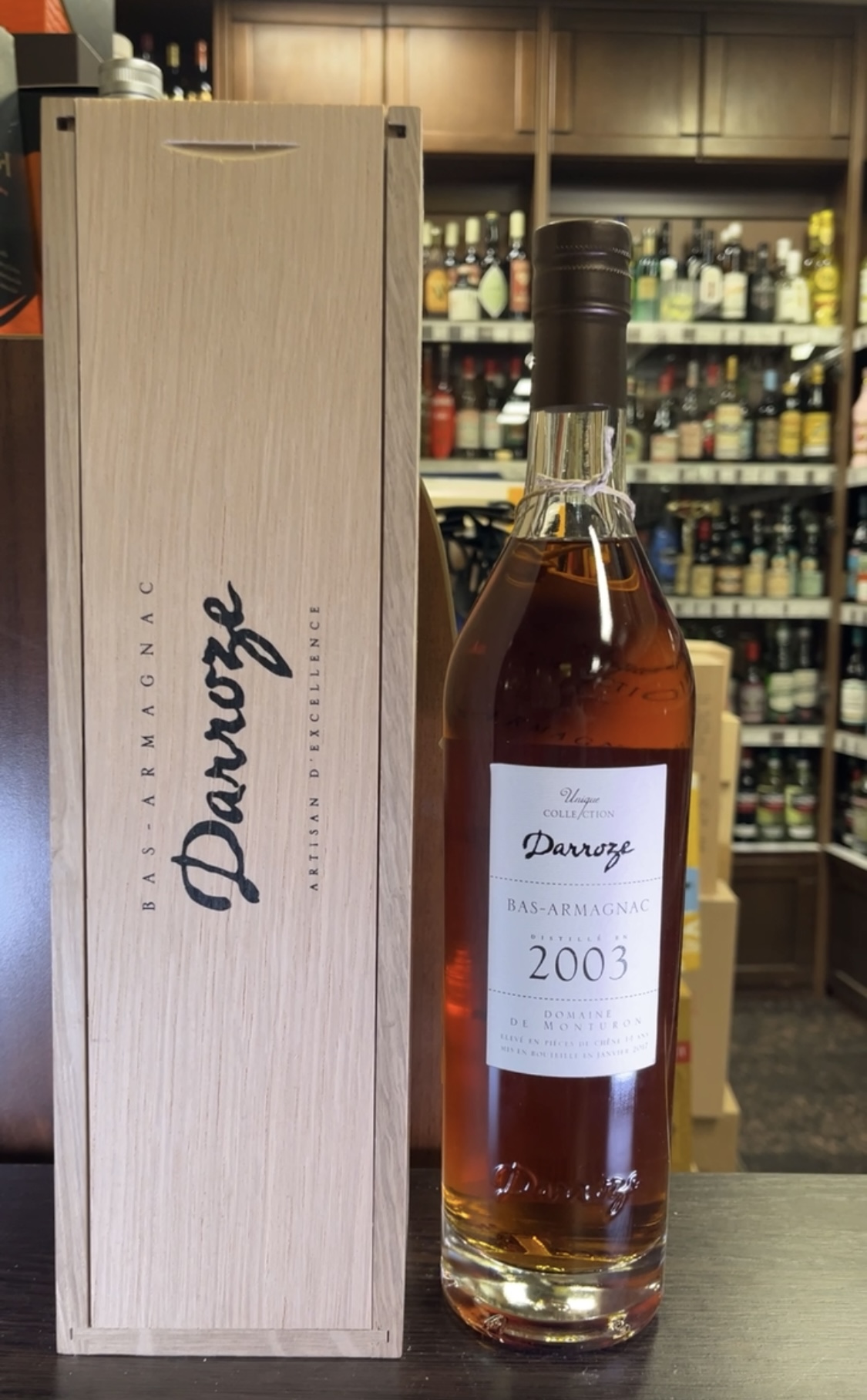 Darroze Bas Armagnac Unique Collection 2003 years Арманьяк Дарроз Баз Арманьяк Уник Коллексьон 2003г 0.7л в деревянной упаковке