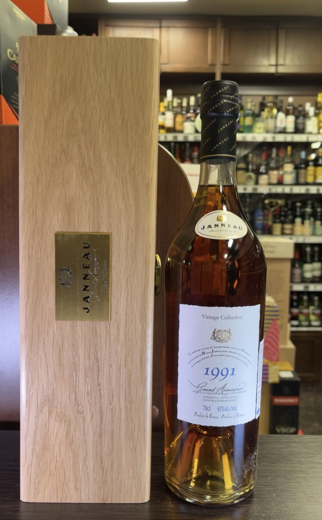 Janneau Vintage Collection 1991 Арманьяк Жанно Винтаж Коллекшн 1991г 0.7л в деревянной упаковке