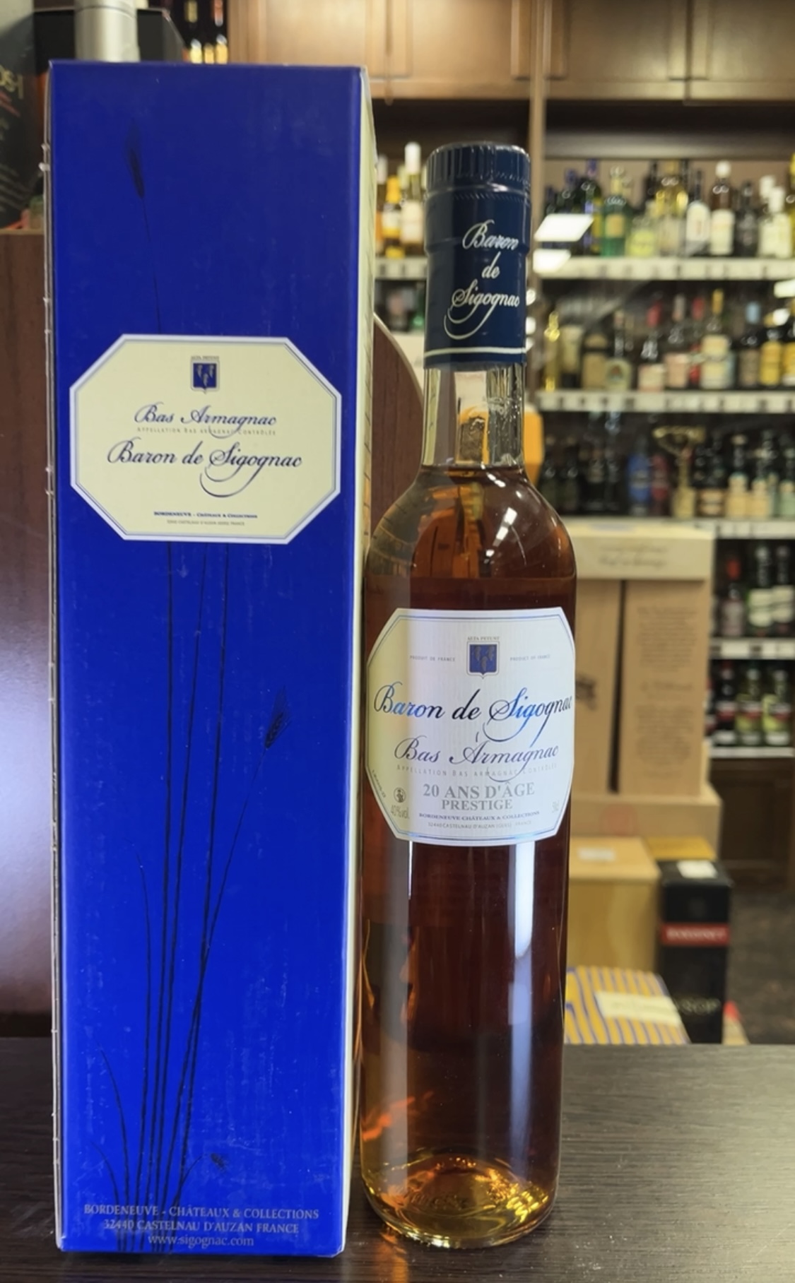 Baron de Segognac 20 Ans d Age Арманьяк Барон де Сигоньяк 20 Ан дАж 0.5л в подарочной упаковке