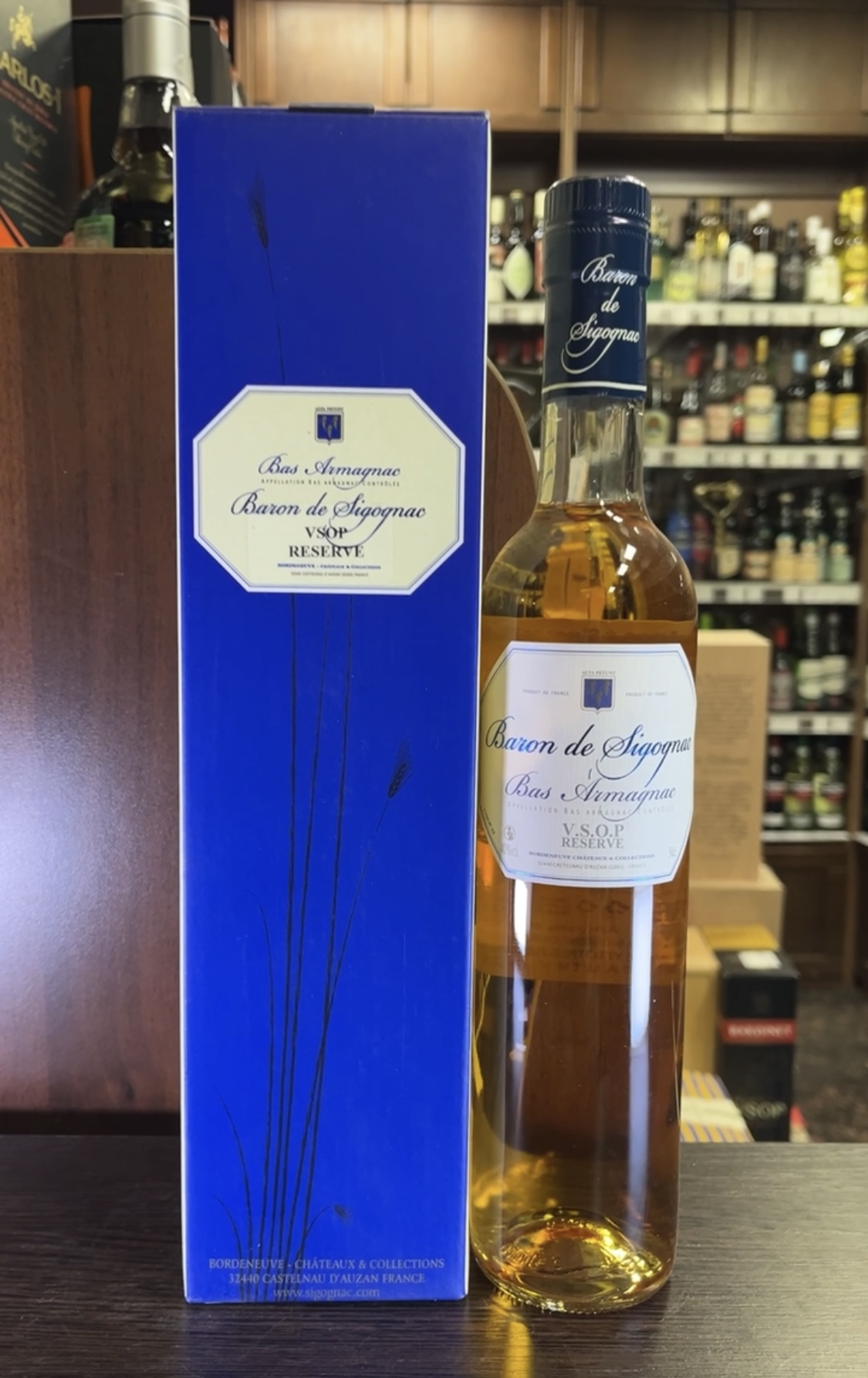 Baron de Sigognac VSOP Арманьяк Барон де Сигоньяк ВСОП 0.5л в подарочной упаковке