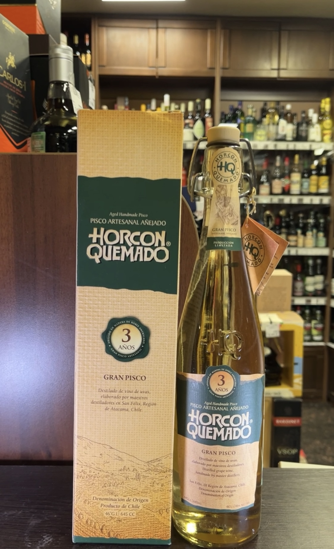Horcon Quemado Grand Pisco 3 Anos Писко Оркон Кемадо Гранд Писко 3 Года 0.645л в подарочной упаковке