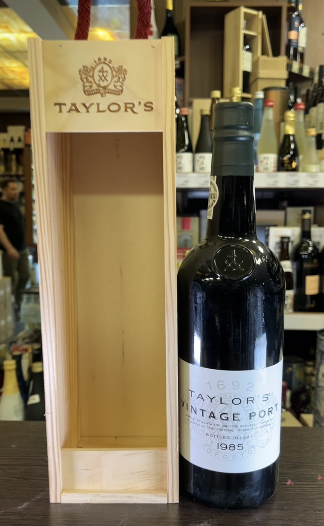 Taylors Vintage Port 1985 Портвейн Тейлорс Винтаж Порт 1985