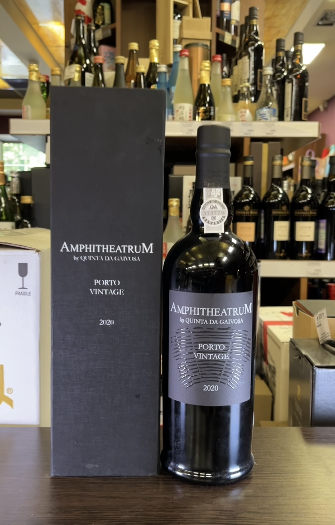 Amphitheatrum by Quinta da Gaivosa Porto Vintage 2020 Портвейн Амфитеатрум Порто Винтаж 2020 года 0.75л в подарочной упаковке
