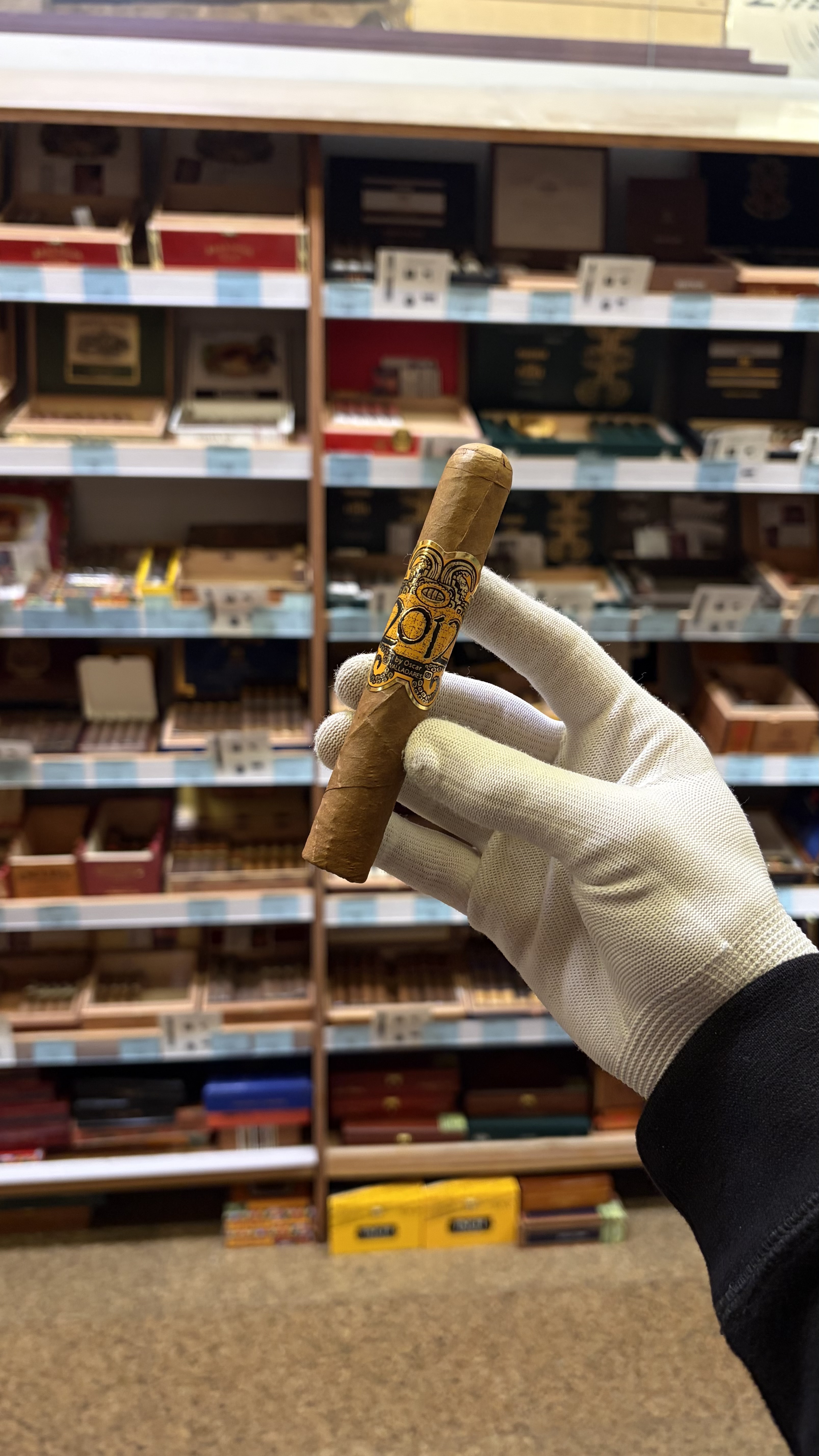 Видео Сигары 2012 by Oscar Valladares Connecticut Robusto Round