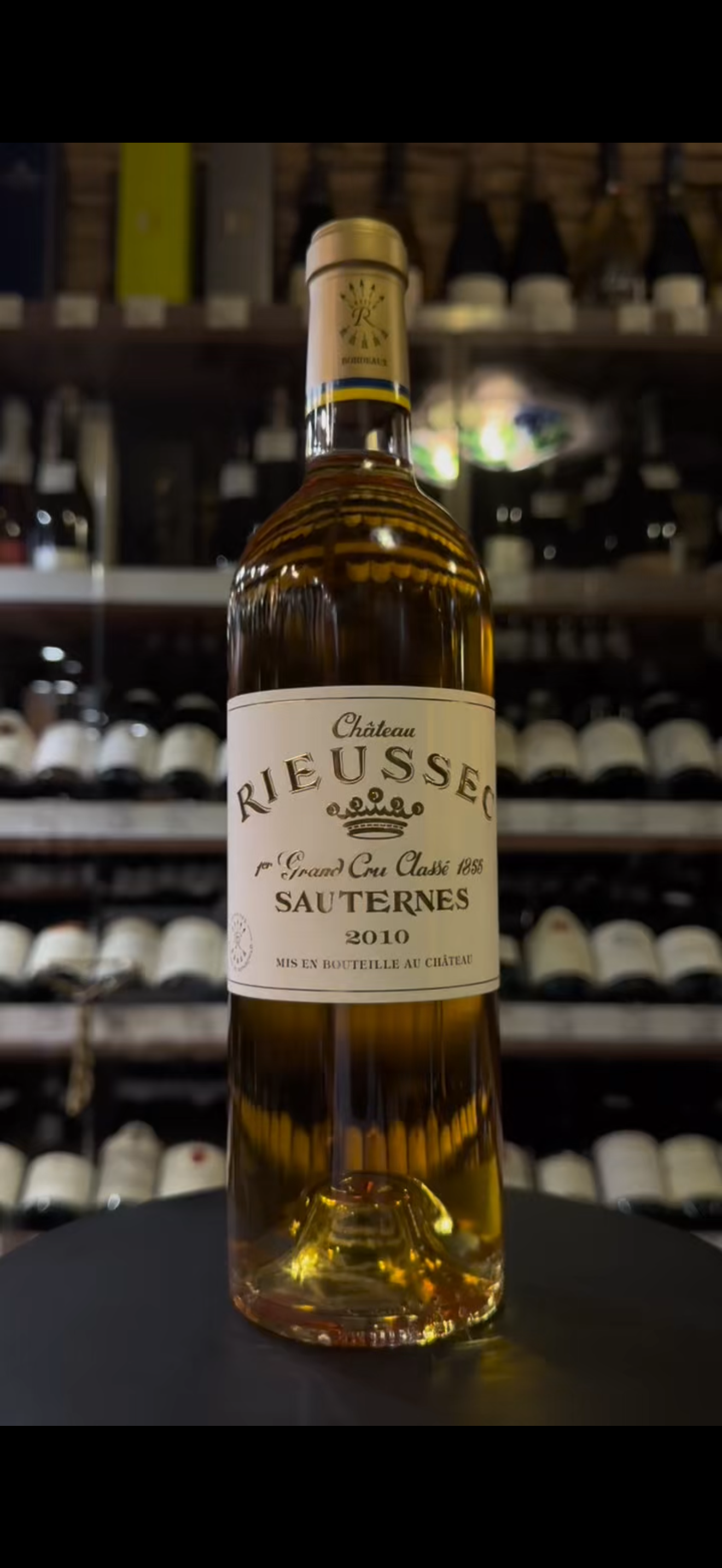 Видео Chateau Rieussec Premier Grand Cru Classe Sauternes 2010 Вино Шато Риессек Премье Гран Крю Классе Сотерн 2010г 0.75л